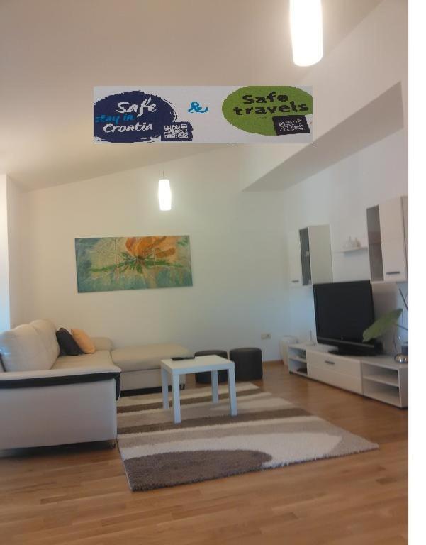 Apartment Tim Zadar Exterior photo